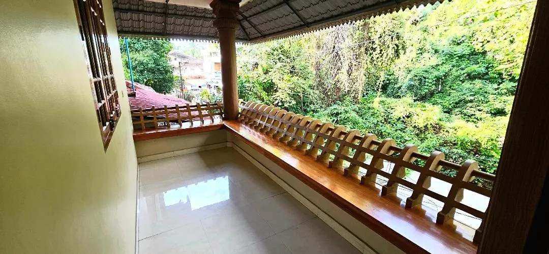 民宿 Krishnagiri Homes Guruvāyūr